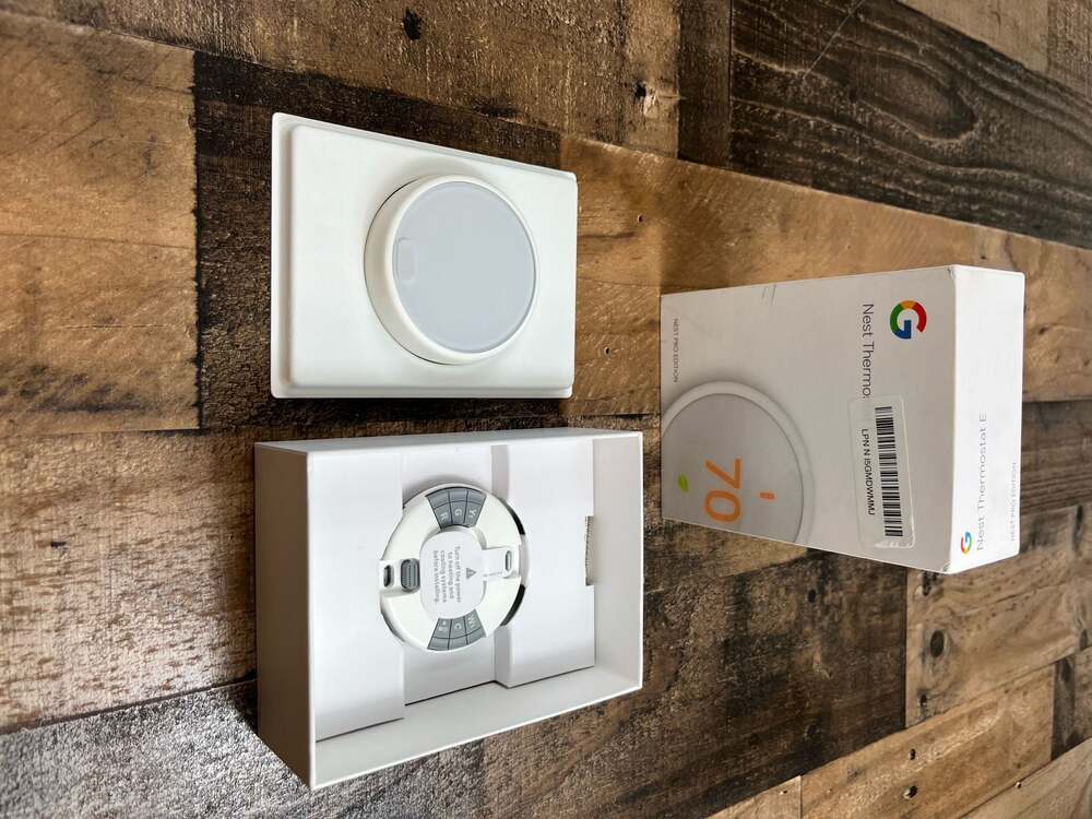 Google Nest Thermostat E New Pro Edition - Picture 4 of 4